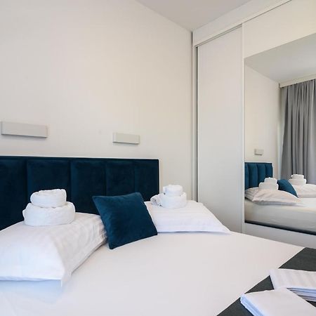 Palm Springs Appartement Trogir Buitenkant foto