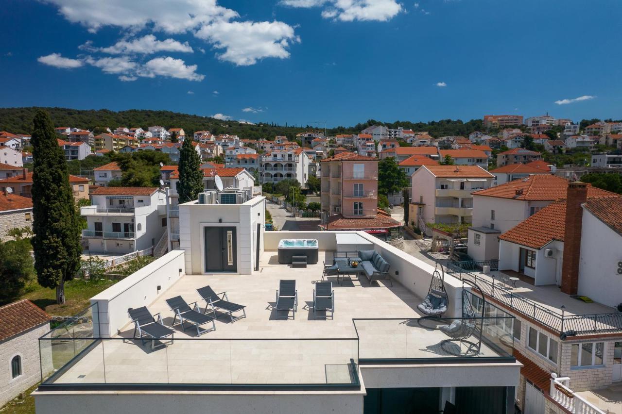 Palm Springs Appartement Trogir Buitenkant foto